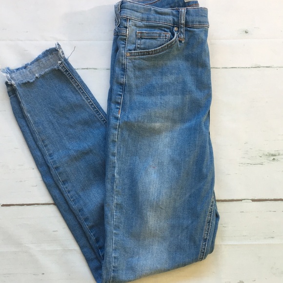 Topshop Denim - Topshop Moto High Rise Jamie Raw Hem Denim  Jean